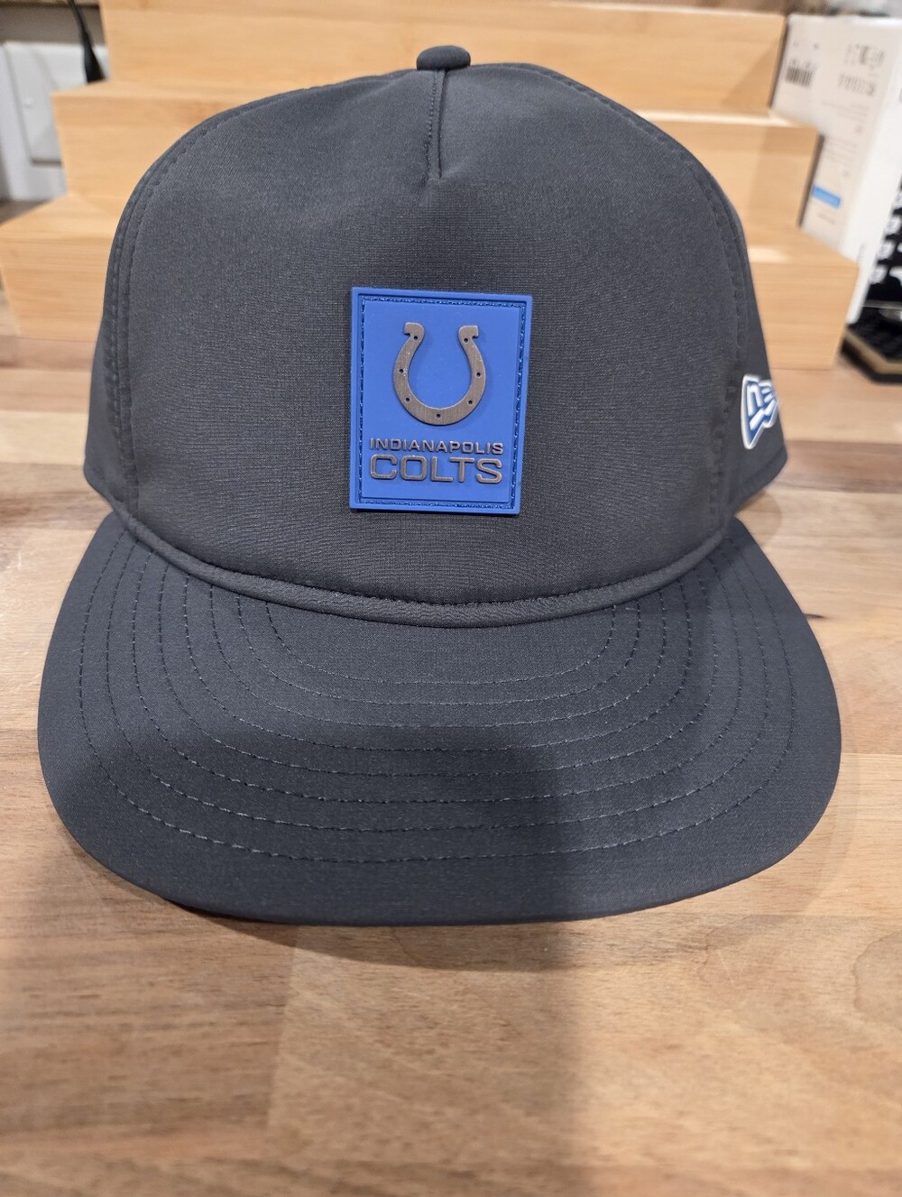 Indianapolis Colts New Era Sideline Cold Weather Retro 59FIFTY Fitted 7 1/2 RARE